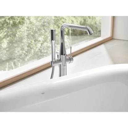 Grohe Einhand-Wannenbatterie Essence Bodenmontage Chrom